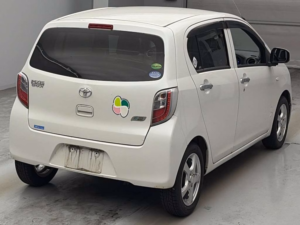 TOYOTA PIXIS EPOCH