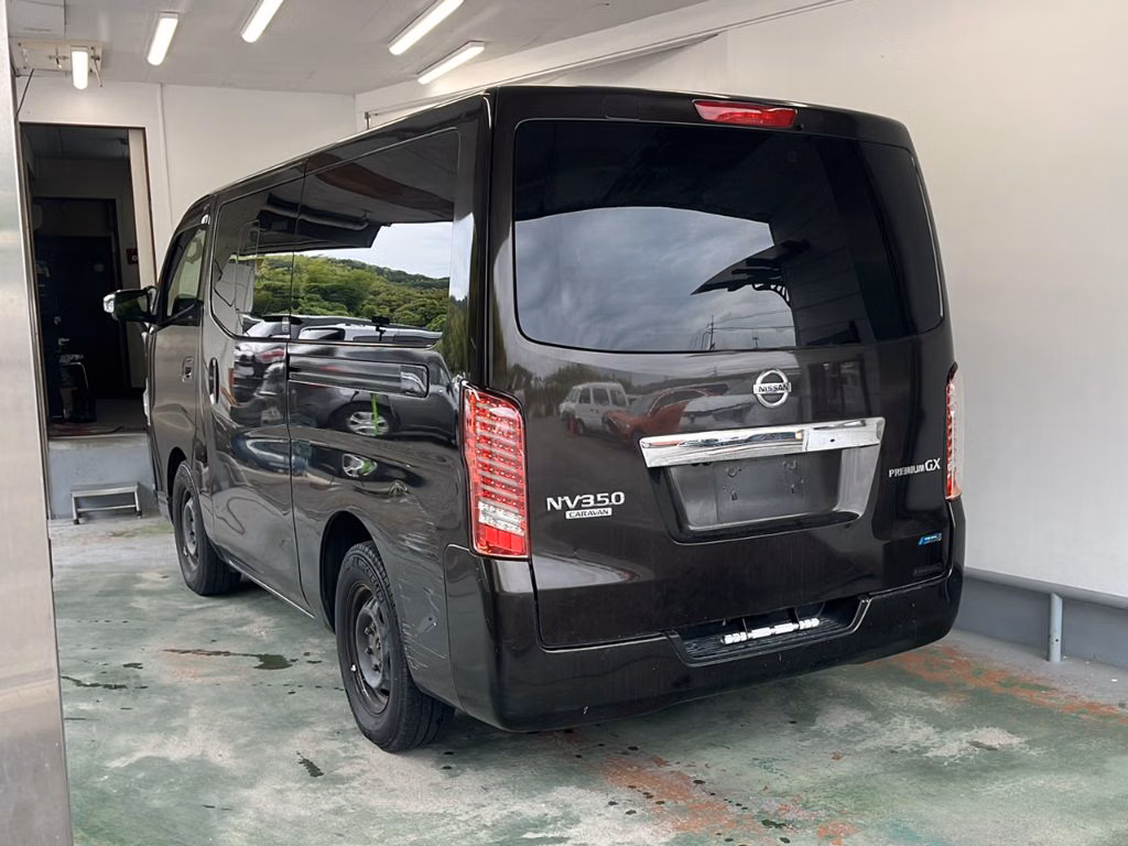 NISSAN NV350 CARAVAN