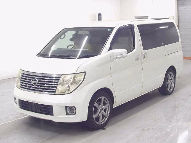 NISSAN ELGRAND