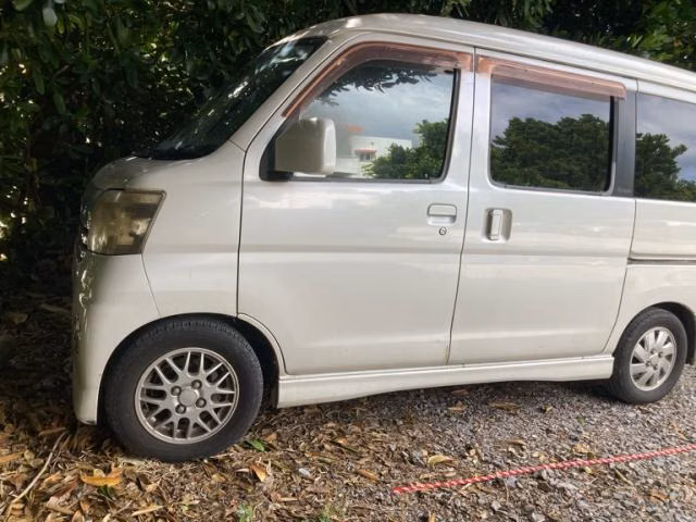 DAIHATSU ATRAI