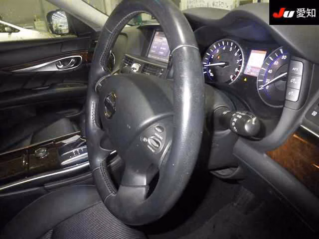 NISSAN FUGA