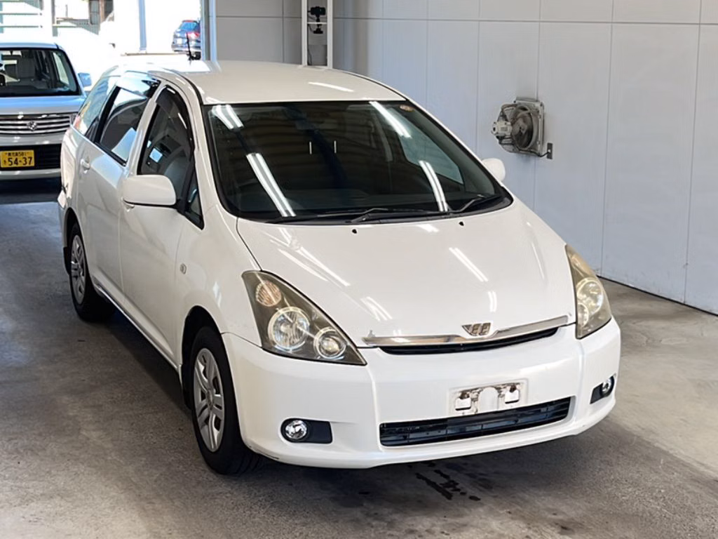 TOYOTA WISH