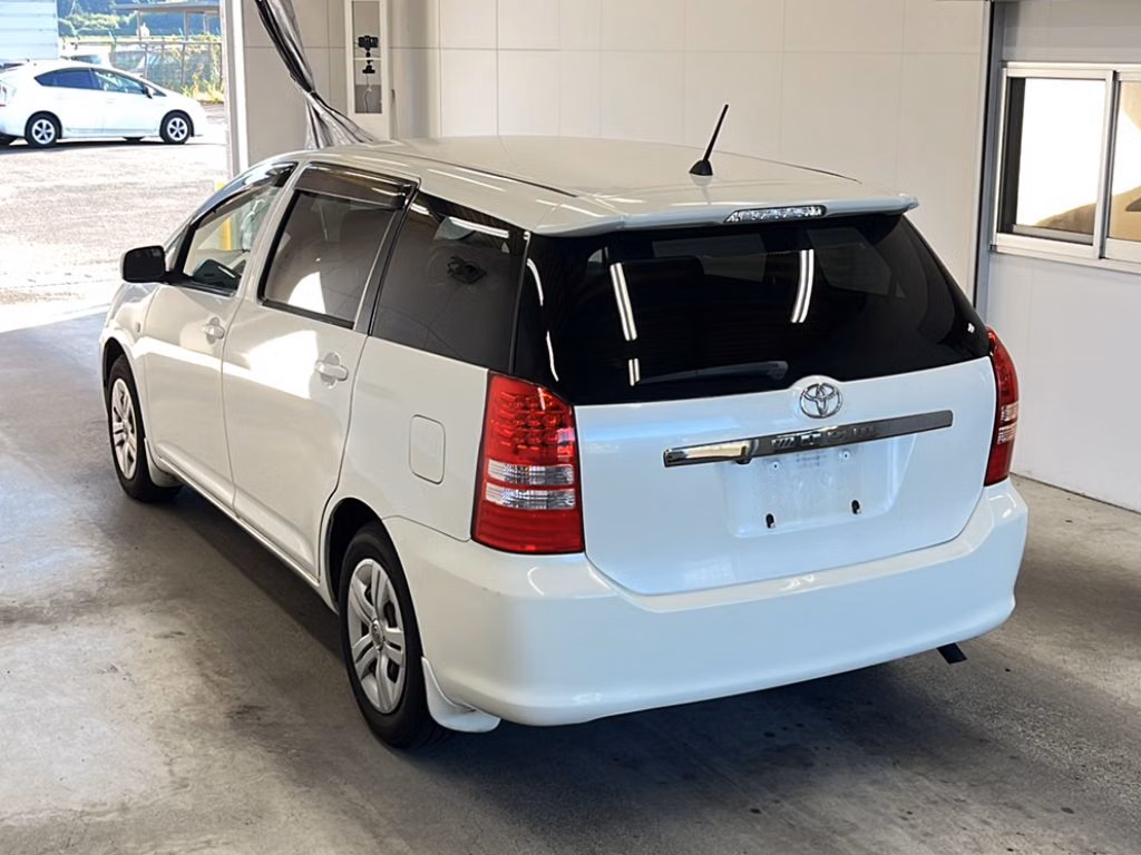 TOYOTA WISH