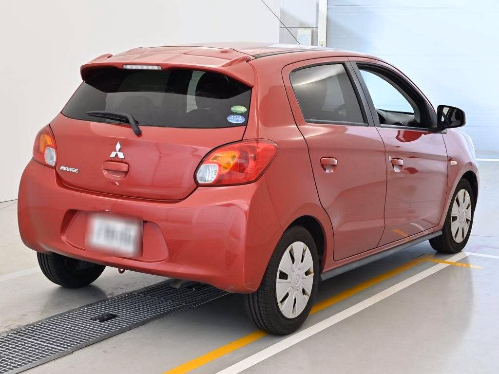 MITSUBISHI MIRAGE