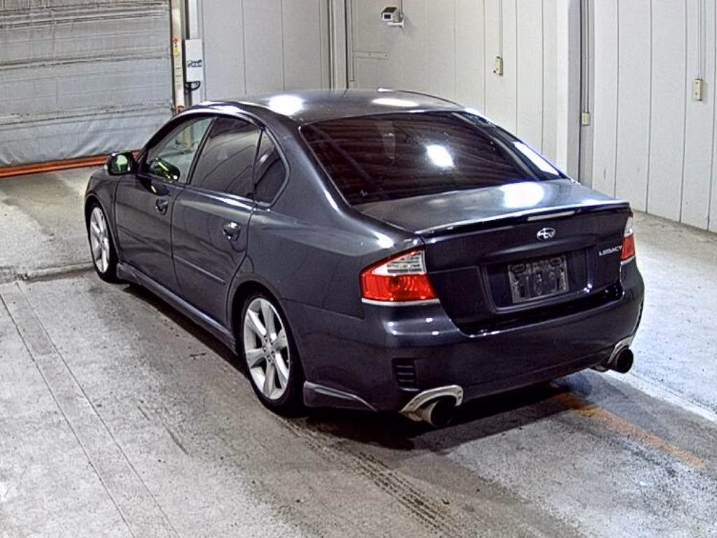 SUBARU LEGACY B4
