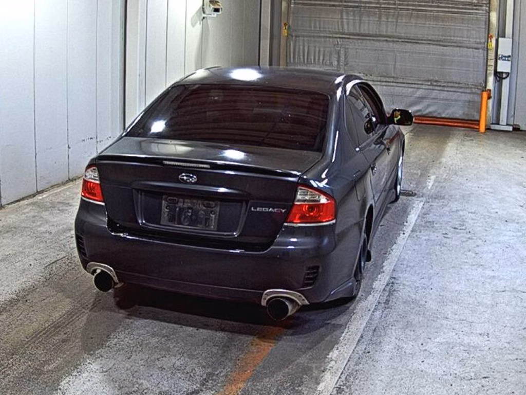 SUBARU LEGACY B4