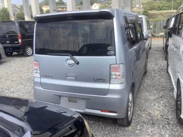 DAIHATSU MOVE CONTE