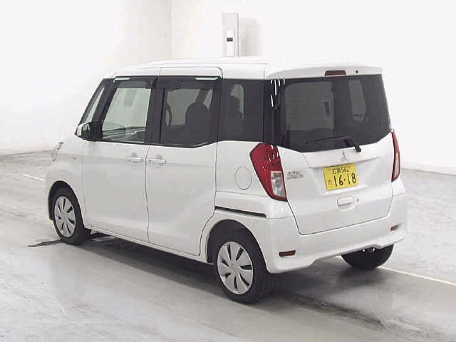 MITSUBISHI EK SPACE