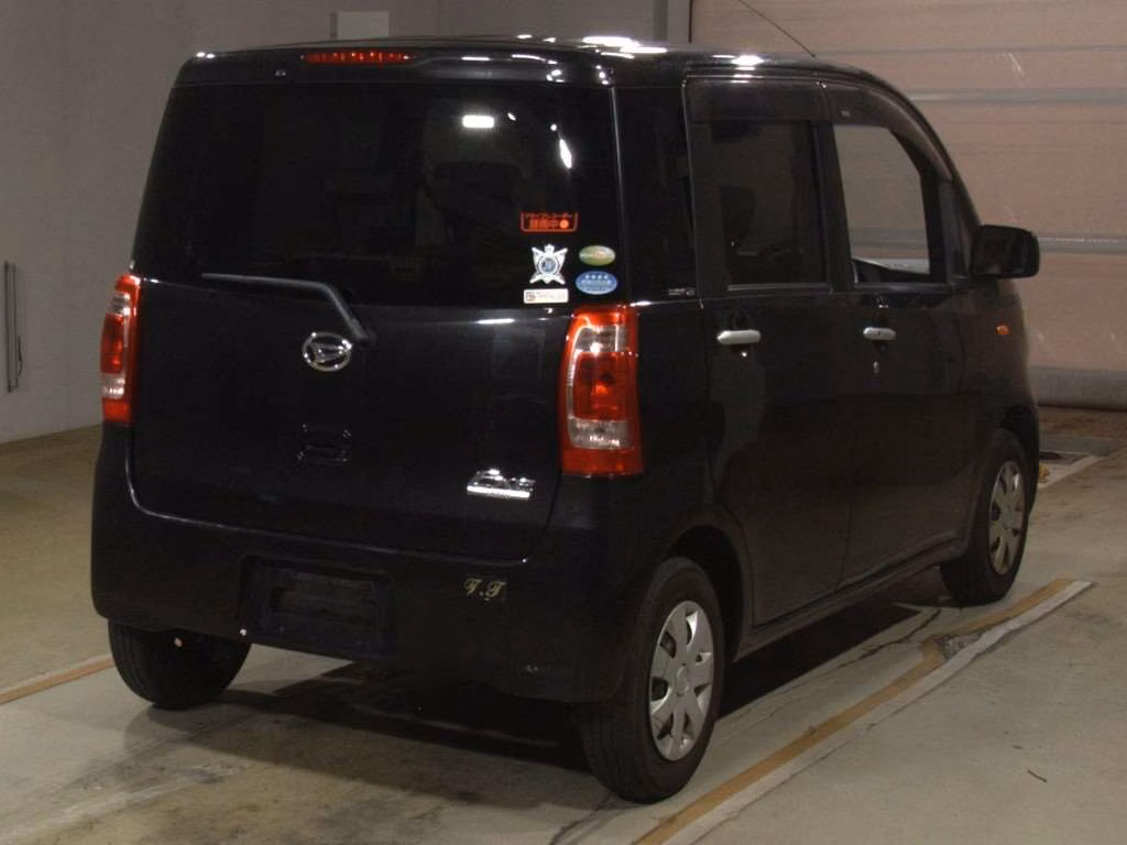 DAIHATSU TANTO EXE