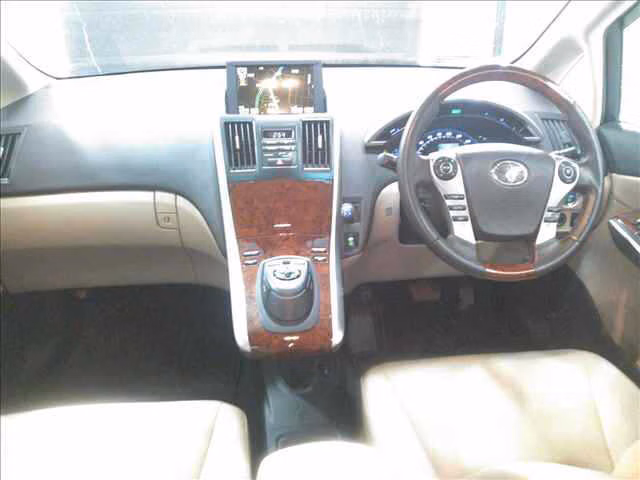 TOYOTA SAI