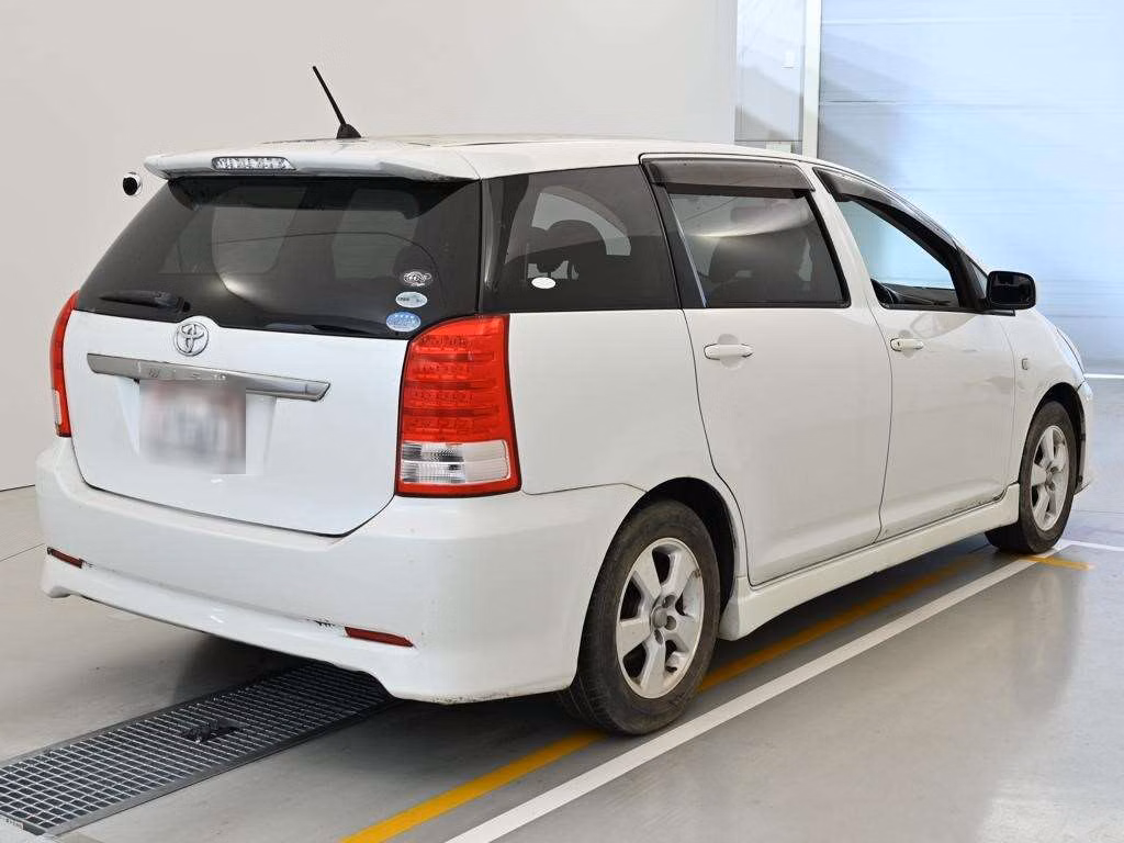 TOYOTA WISH