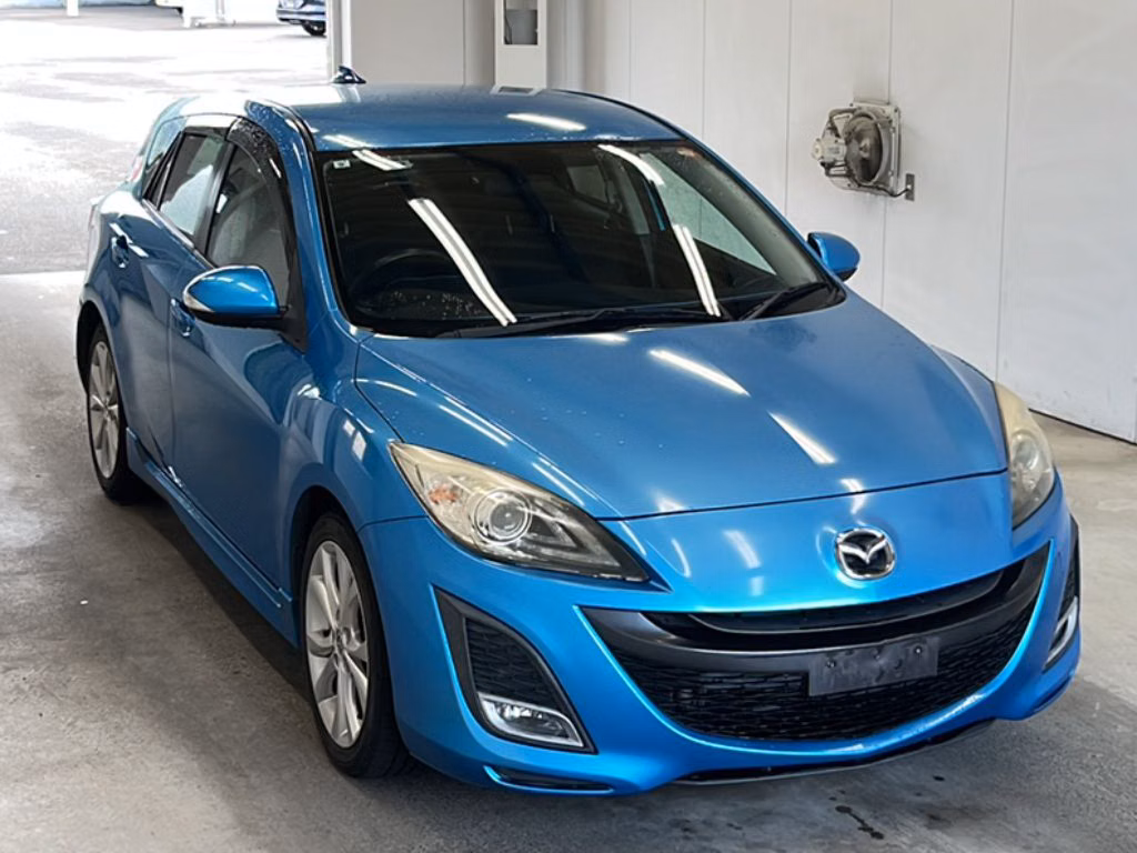 MAZDA AXELA