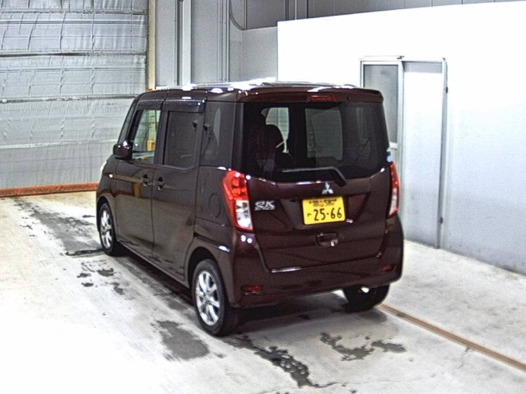 MITSUBISHI EK SPACE