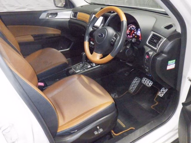 SUBARU EXIGA