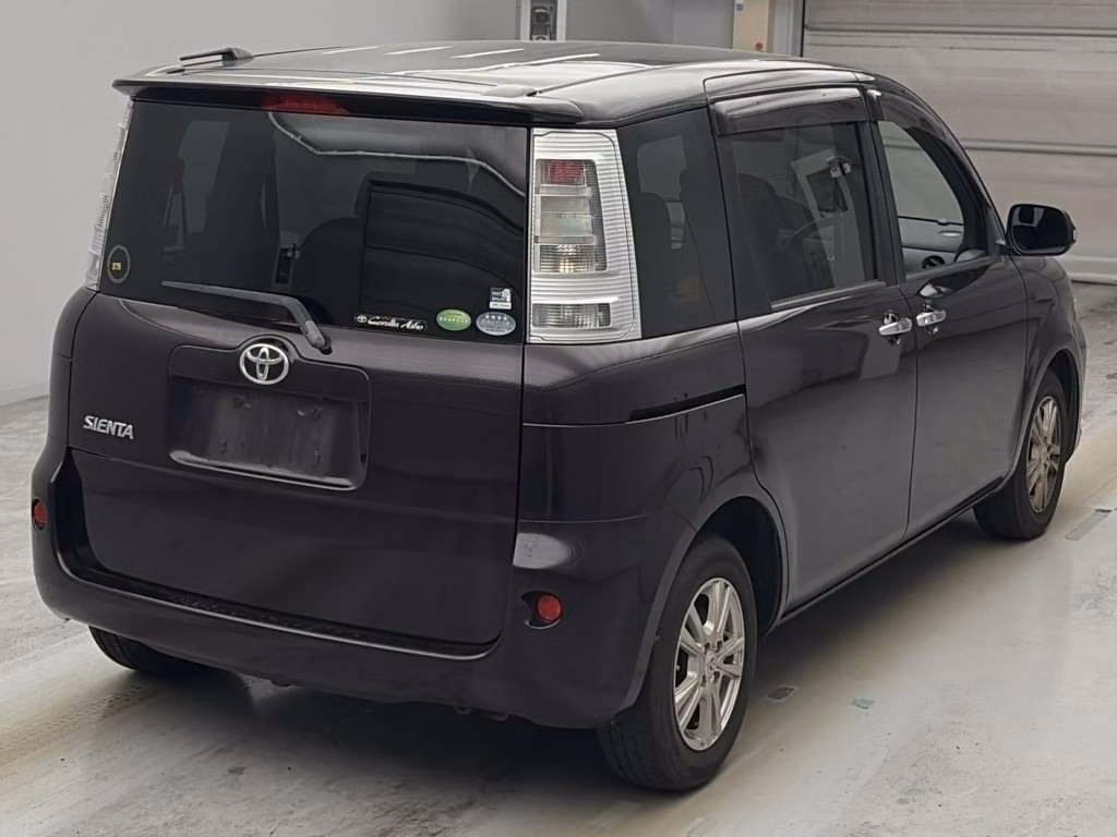 TOYOTA SIENTA