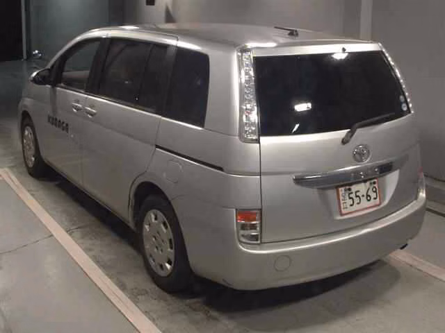 TOYOTA ISIS