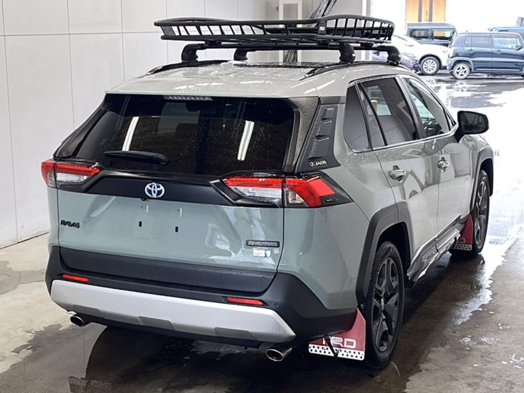 TOYOTA RAV4