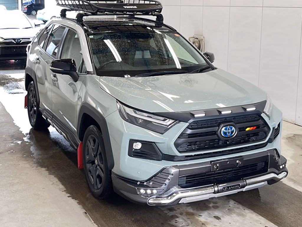 TOYOTA RAV4