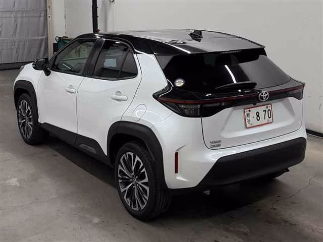 TOYOTA YARIS CROSS