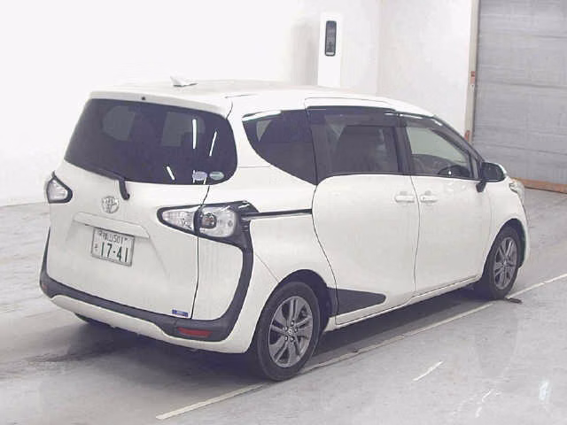 TOYOTA SIENTA