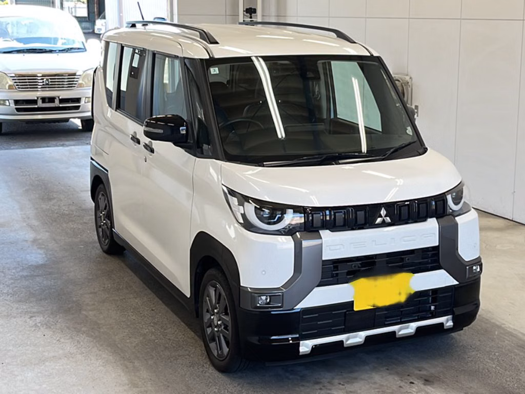 MITSUBISHI DELICA MINI