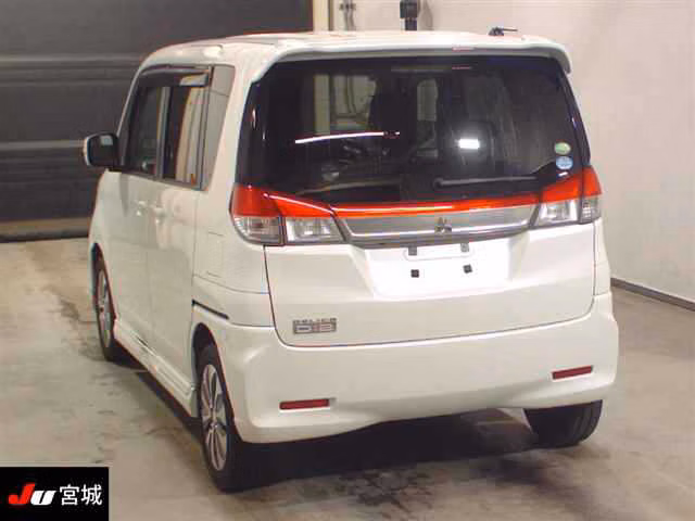 MITSUBISHI DELICA D:2