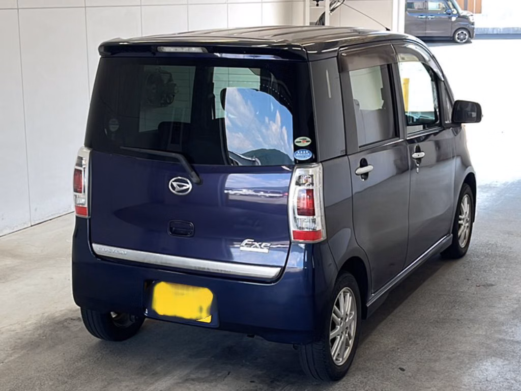 DAIHATSU TANTO EXE