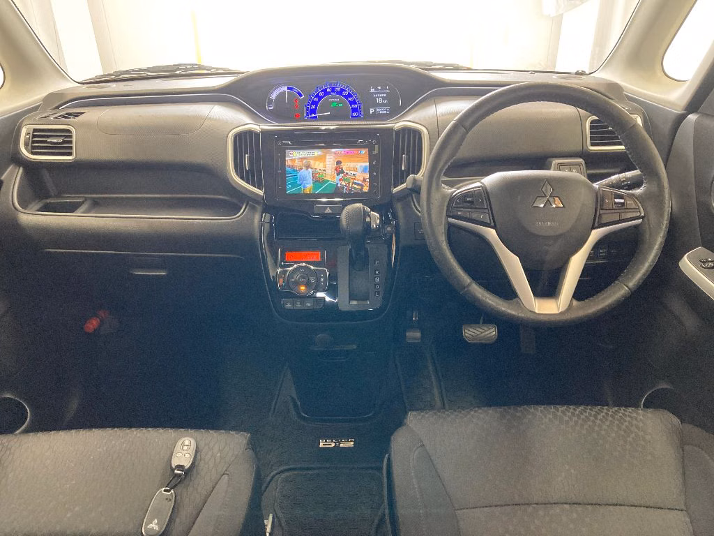 MITSUBISHI DELICA D:2