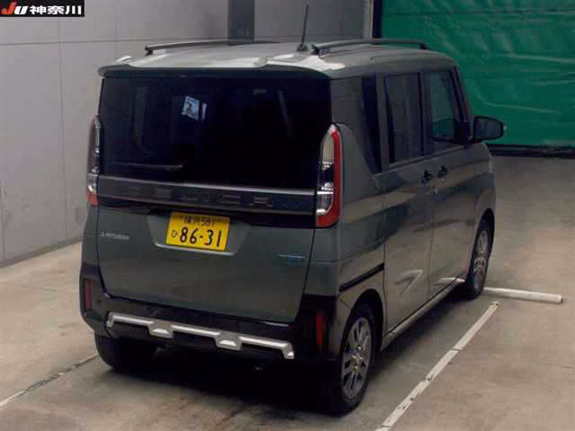 MITSUBISHI DELICA MINI