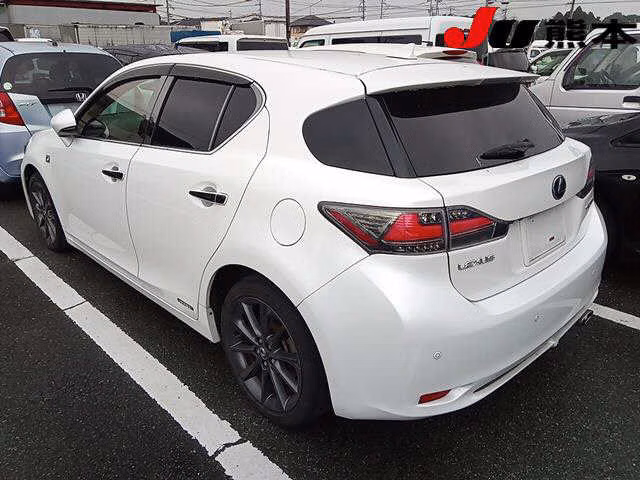 LEXUS CT200H
