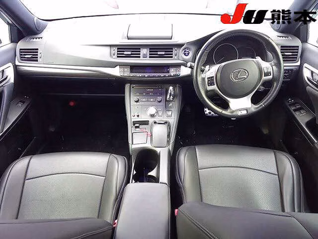 LEXUS CT200H