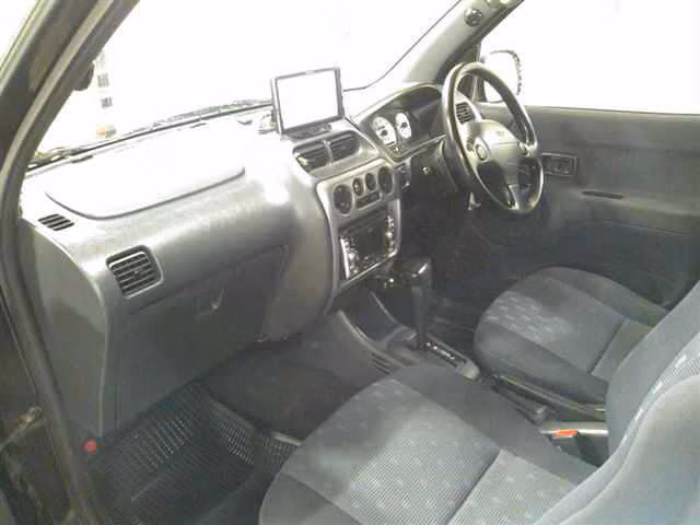 DAIHATSU TERIOS KID