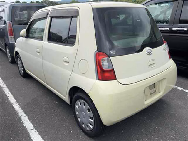 DAIHATSU ESSE