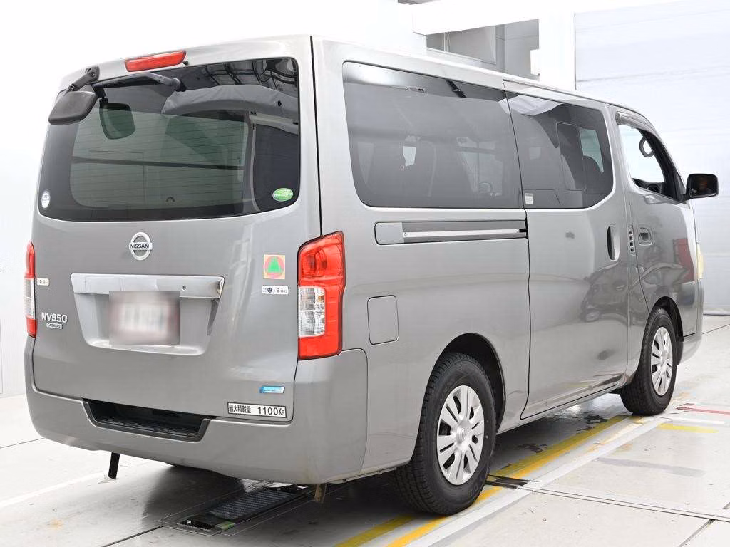 NISSAN NV350 CARAVAN