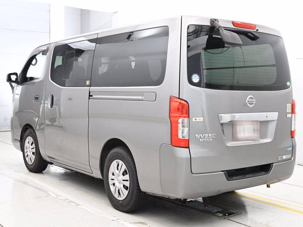 NISSAN NV350 CARAVAN