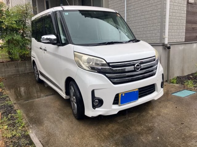 NISSAN DAYZ ROOX