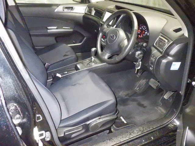 SUBARU EXIGA