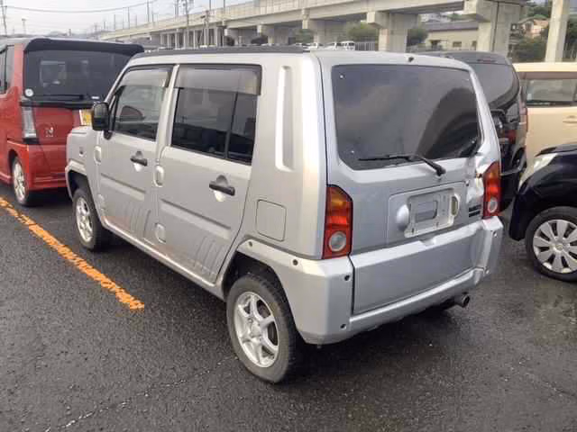 DAIHATSU NAKED