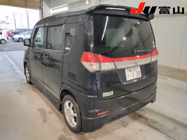 MITSUBISHI DELICA D:2