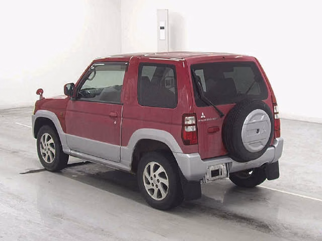 MITSUBISHI PAJERO MINI