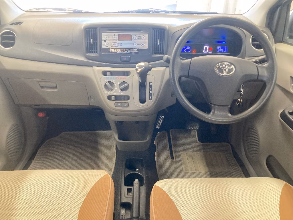 TOYOTA PIXIS EPOCH