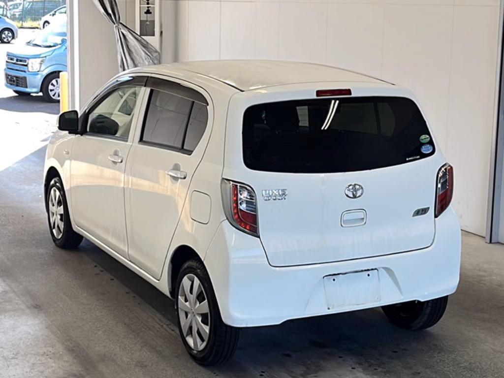 TOYOTA PIXIS EPOCH