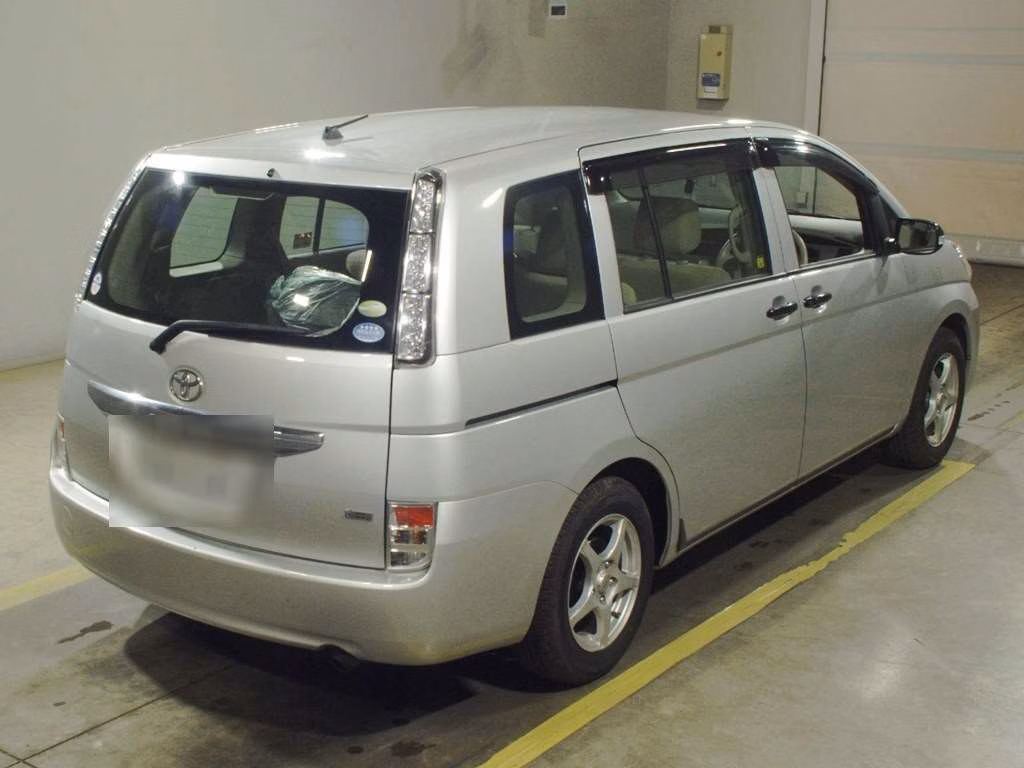 TOYOTA ISIS