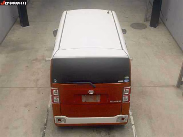DAIHATSU WAKE