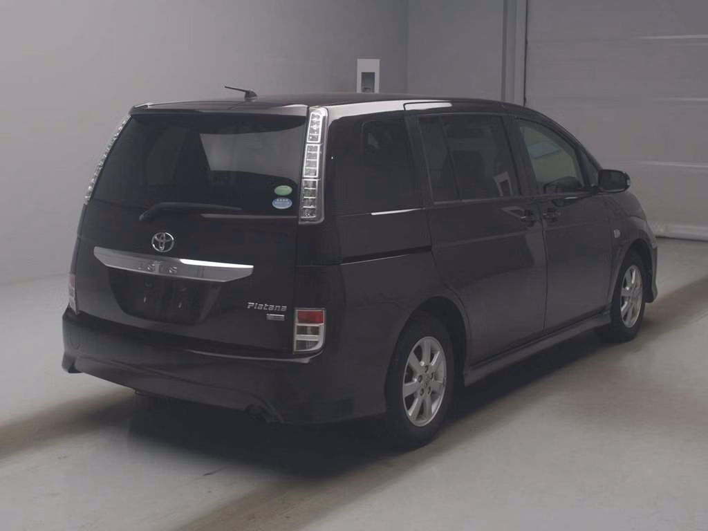 TOYOTA ISIS