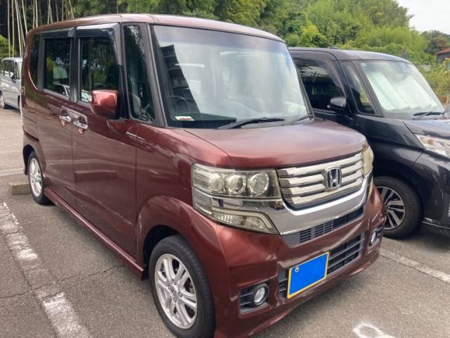HONDA N-BOX