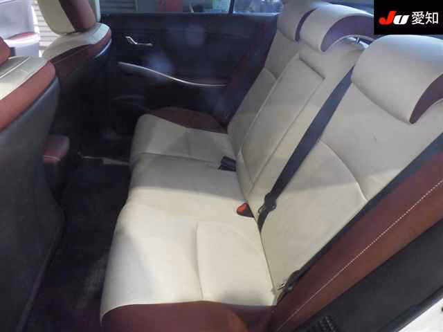 TOYOTA SAI