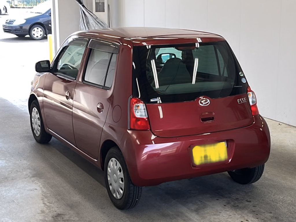 DAIHATSU ESSE