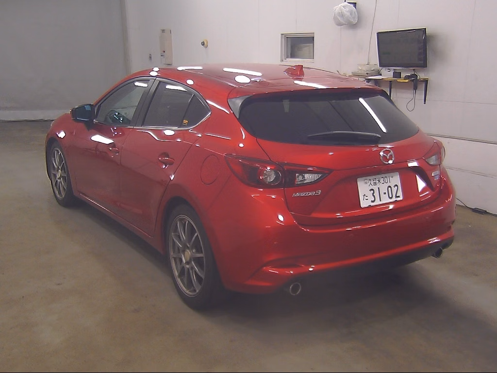 MAZDA AXELA