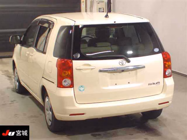 TOYOTA RAUM